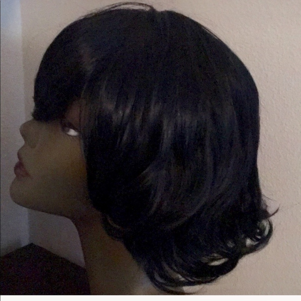 Wig - Picture 2 of 3